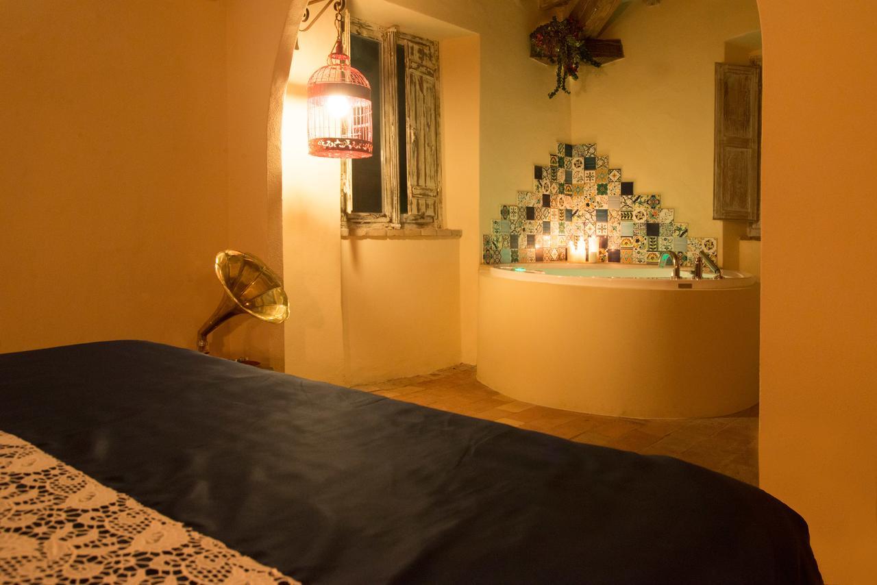B&B La Pecora Nera Mazzolla Esterno foto
